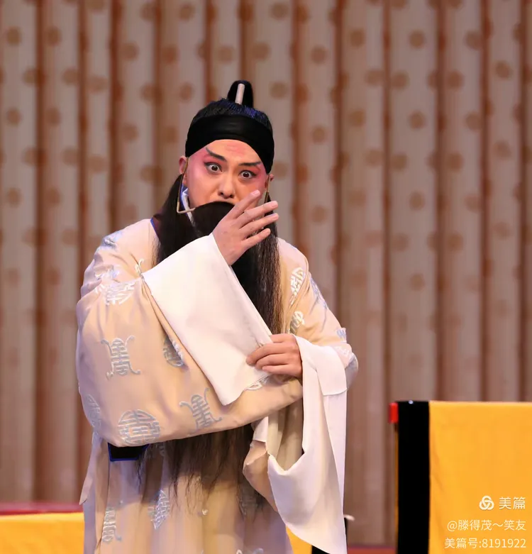 京剧《打金砖》